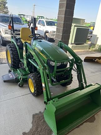 Image of John Deere 2720 equipment image 1