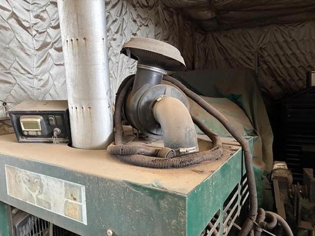 Image of John Deere 4045HF equipment image 3