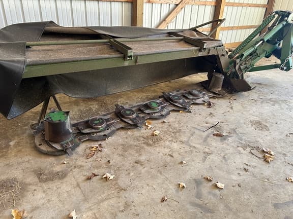 Image of John Deere 275 equipment image 1