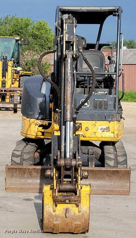 Image of John Deere 27D equipment image 1