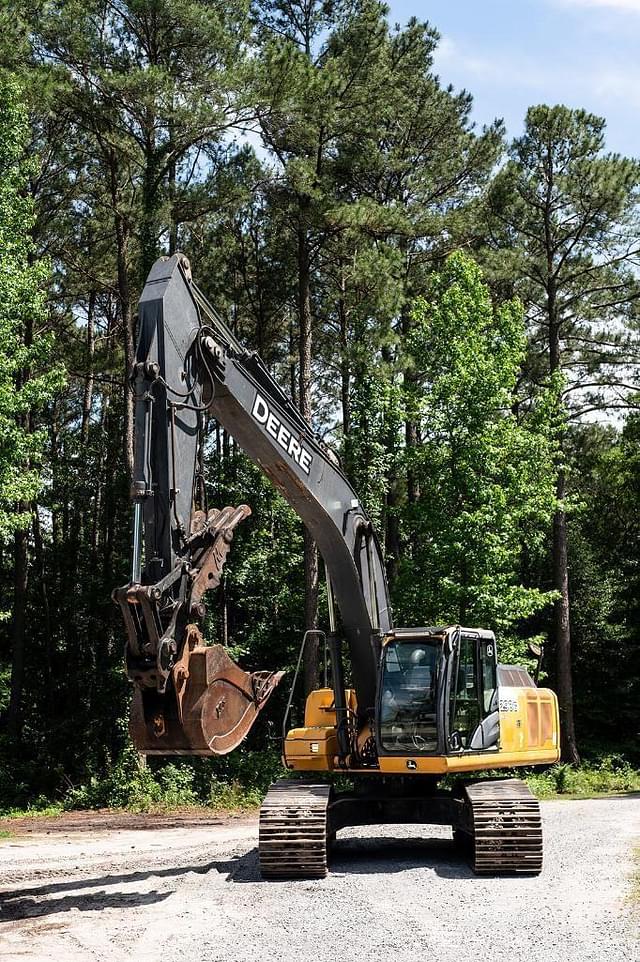 Image of John Deere 290G LC equipment image 1