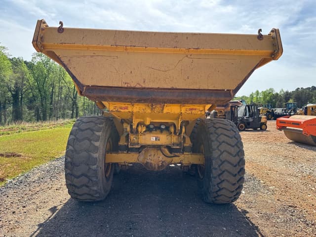 Image of John Deere 300D equipment image 4