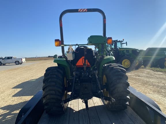 Image of John Deere 3038E equipment image 1