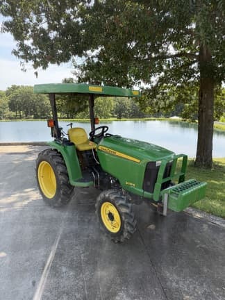 Image of John Deere 3038E Image 0
