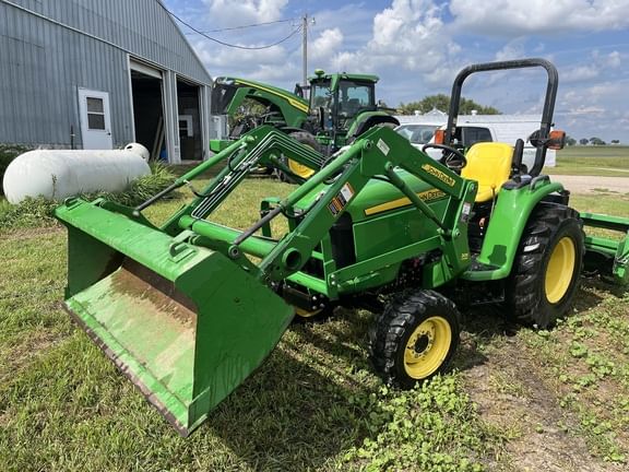 2012 John Deere 3038E Equipment Image0