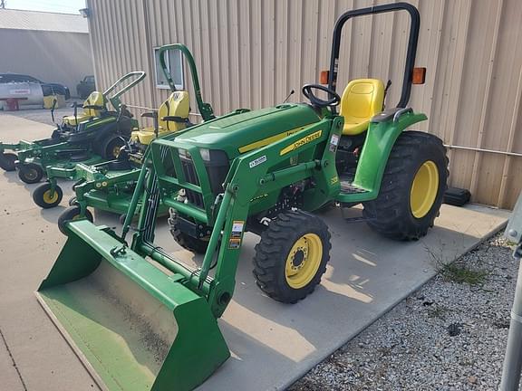 Image of John Deere 3038E Primary image