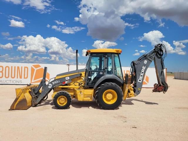 Image of John Deere 310J equipment image 1