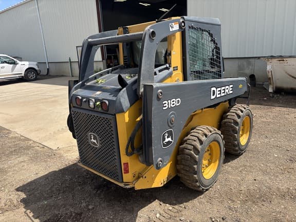 Image of John Deere 318D equipment image 3