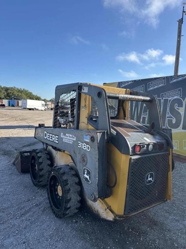 Image of John Deere 318D equipment image 1