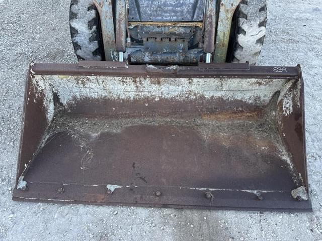 Image of John Deere 318D equipment image 4