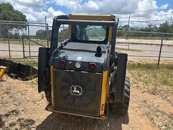 Image of John Deere 320D equipment image 3