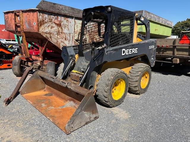 Image of John Deere 320D equipment image 1