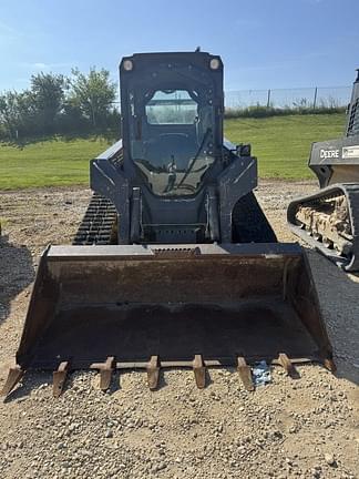 Image of John Deere 323D equipment image 1