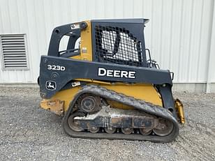 Main image John Deere 323D 5