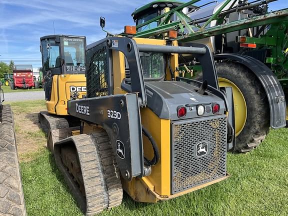 Image of John Deere 323D equipment image 3