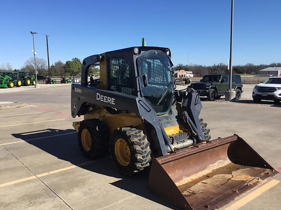 Image of John Deere 326D equipment image 4