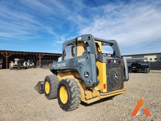 Image of John Deere 328D equipment image 3