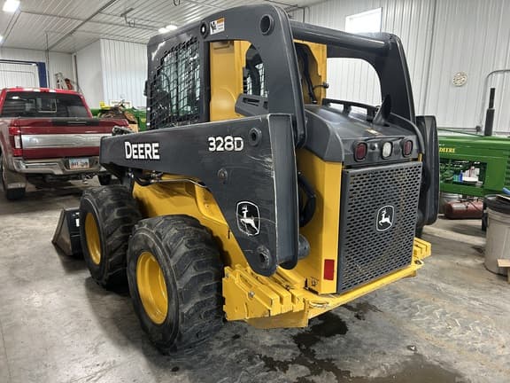 Image of John Deere 328D equipment image 3