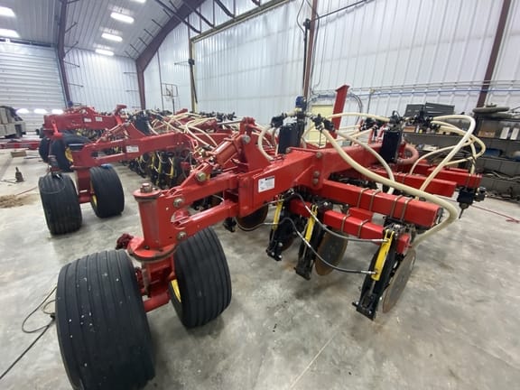 Main image Bourgault 3320-66