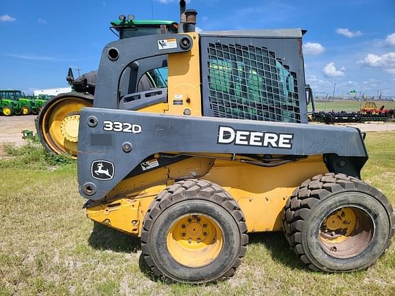 2012 John Deere 332D Equipment Image0