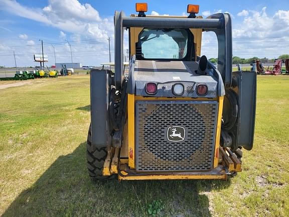 Image of John Deere 332D equipment image 2