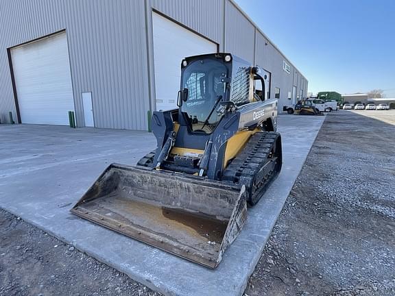 2012 John Deere 333D Equipment Image0