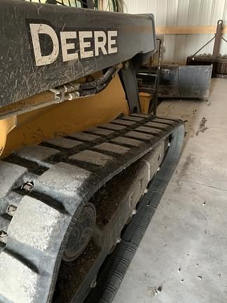 Image of John Deere 333D equipment image 2