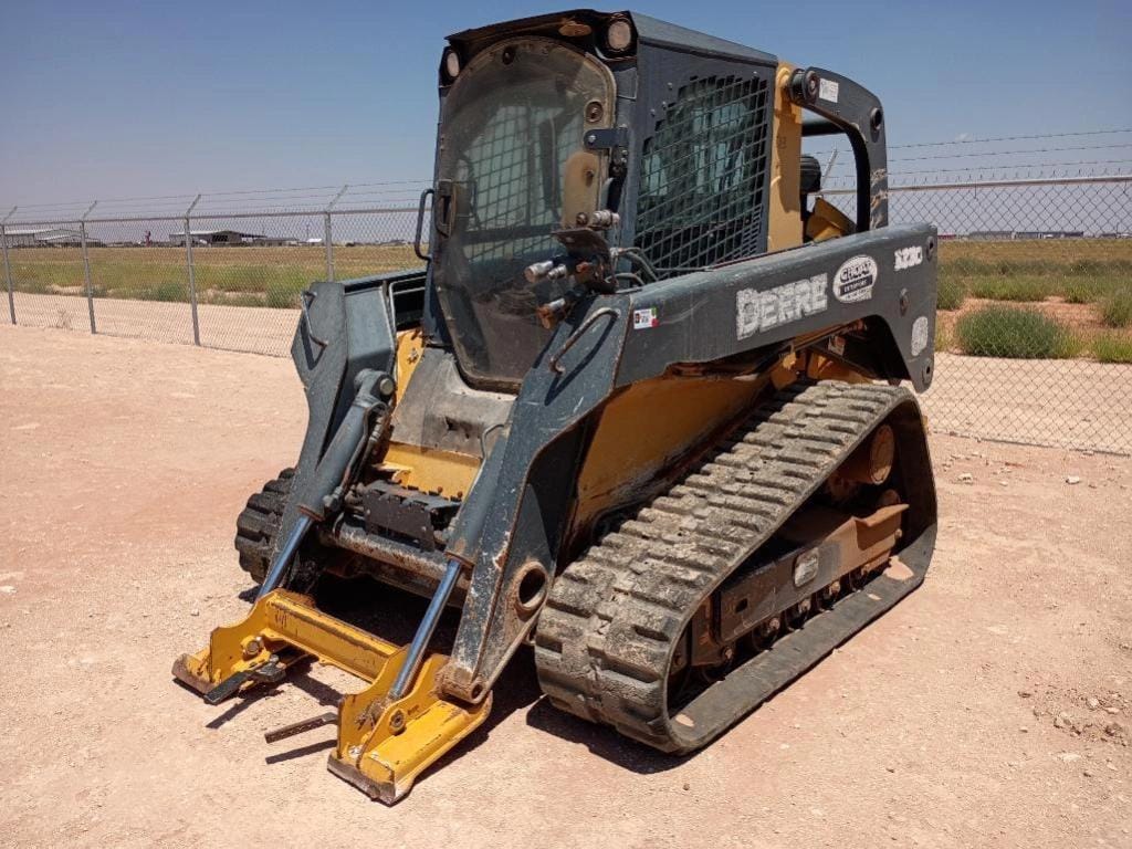 2012 John Deere 333D Equipment Image0