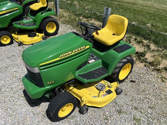 1999 John Deere 345 Equipment Image0