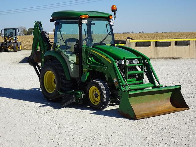 Image of John Deere 3520 equipment image 2