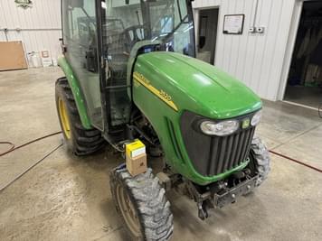 Main image John Deere 3520