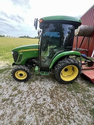 Image of John Deere 3520 equipment image 4