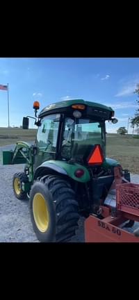 Image of John Deere 3520 equipment image 2