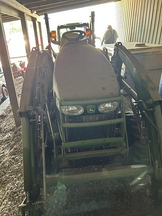 Image of John Deere 3520 equipment image 2