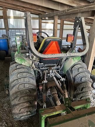 Image of John Deere 3520 equipment image 3
