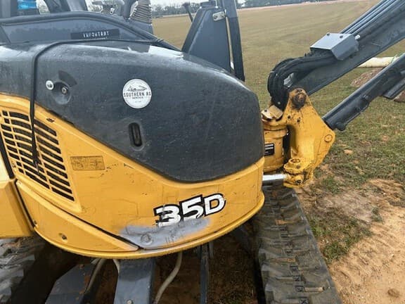Image of John Deere 35D equipment image 4