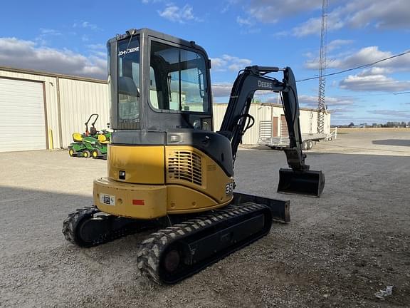 Image of John Deere 35D equipment image 4