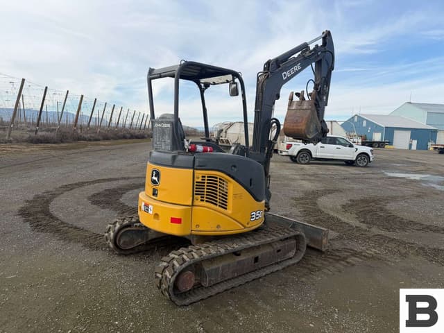 Image of John Deere 35D equipment image 4