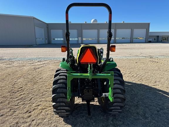 Image of John Deere 3720 equipment image 2