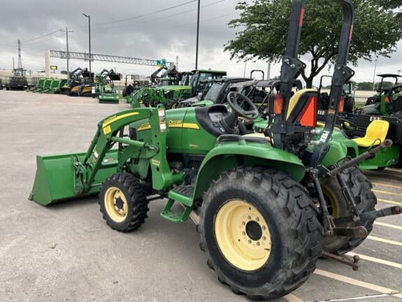 Image of John Deere 3720 equipment image 2