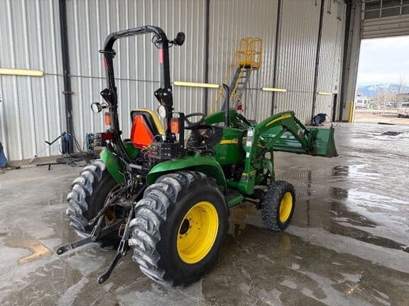 Image of John Deere 3720 equipment image 3