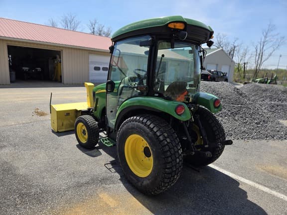 Image of John Deere 3720 equipment image 2