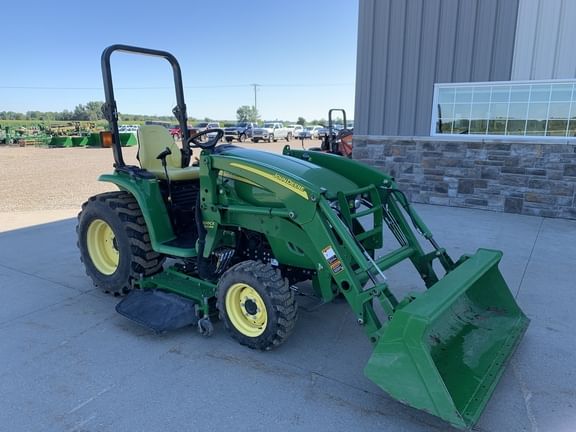 Main image John Deere 3720