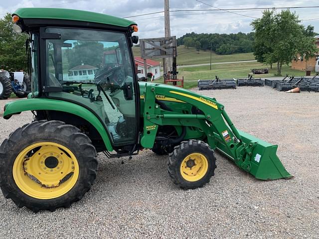 Image of John Deere 3720 equipment image 2