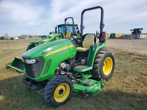 Main image John Deere 3720