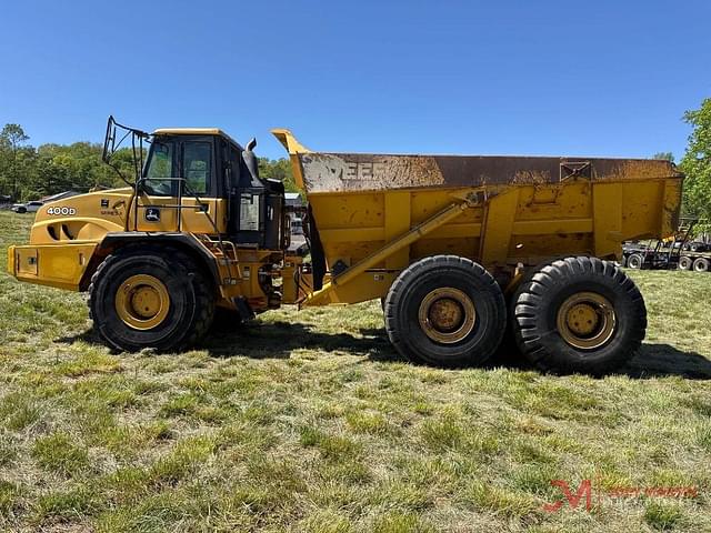 Image of John Deere 400D equipment image 4
