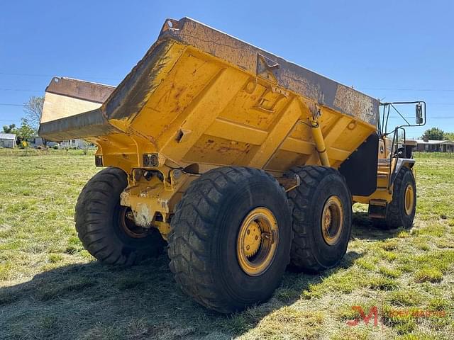 Image of John Deere 400D equipment image 2