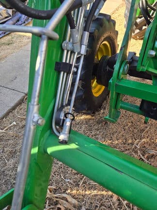 Image of John Deere 4120 equipment image 4