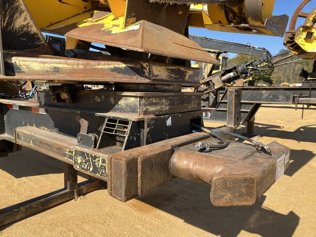 Image of John Deere 437D equipment image 4