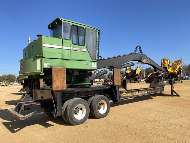 Image of John Deere 437D equipment image 2